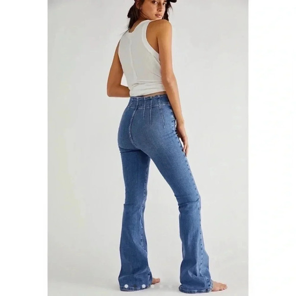 New Free People Jayde Flare Jeans We The Free Super High Rise in Indigo Blue - Picture 4 of 11